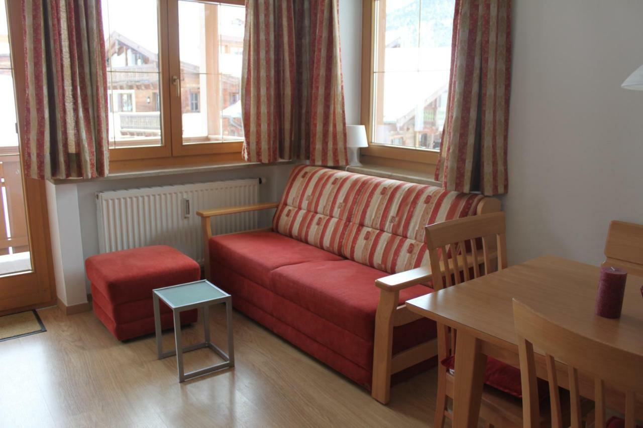Ferienwohnungen Am Dorfplatz Konigsleiten Extérieur photo