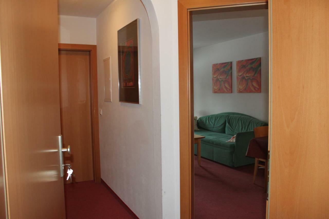 Ferienwohnungen Am Dorfplatz Konigsleiten Extérieur photo